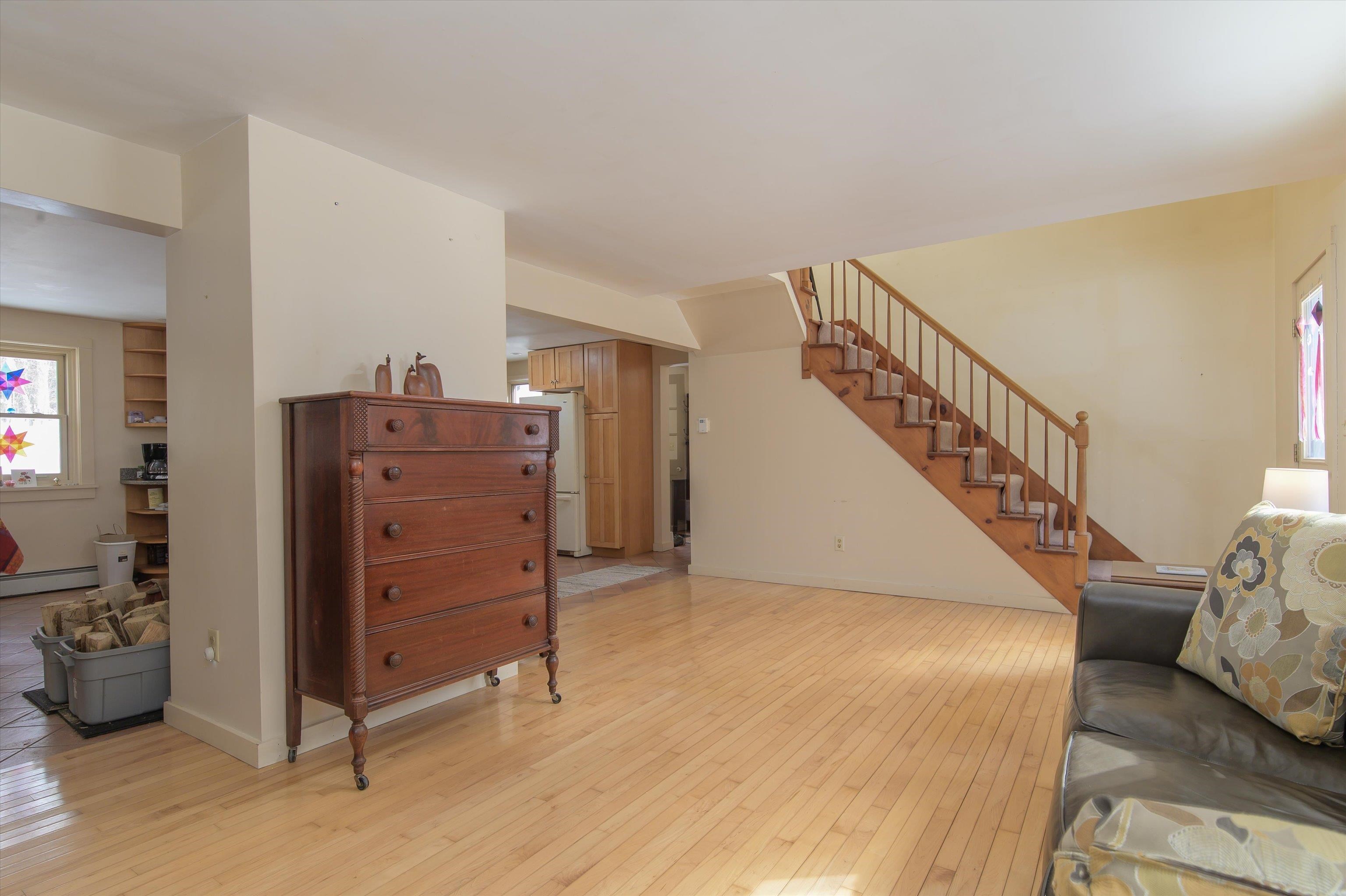 56 Lee Road Brattleboro, VT 05301 - Photo 5 of 32