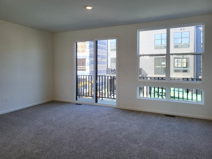 358 Summit Circle Lombard, IL 60148 - Photo 24 of 55 an empty room with a window