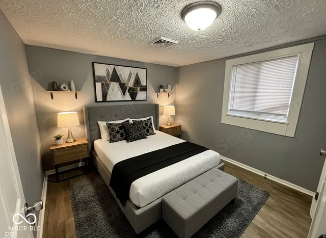 $128,900 | 2912-2914 Collier Street, Indianapolis, IN 46241