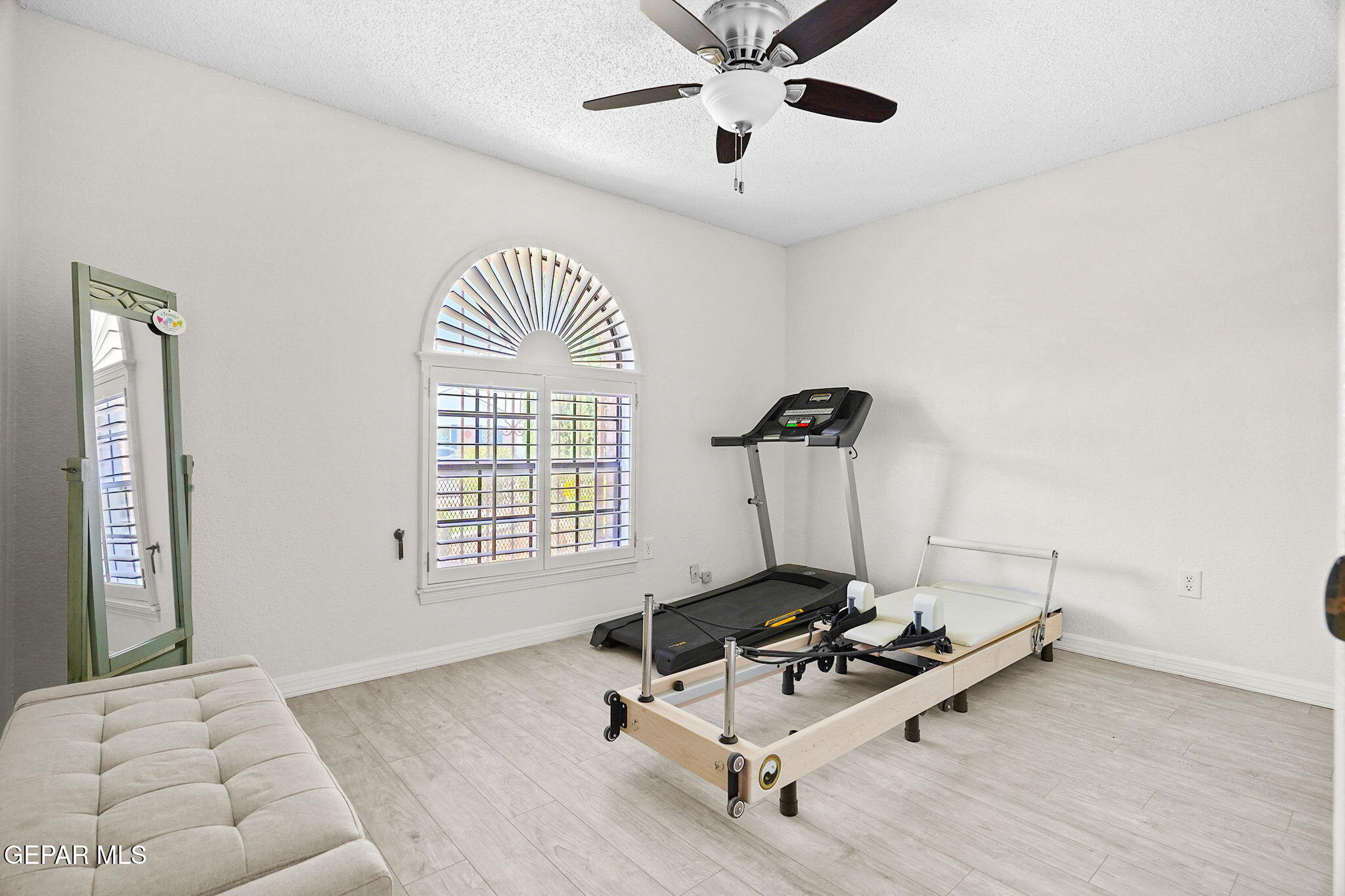 11230 Red Hawk Lane El Paso, TX 79936 - Photo 24 of 40 22-web-or-mls-DSC05663