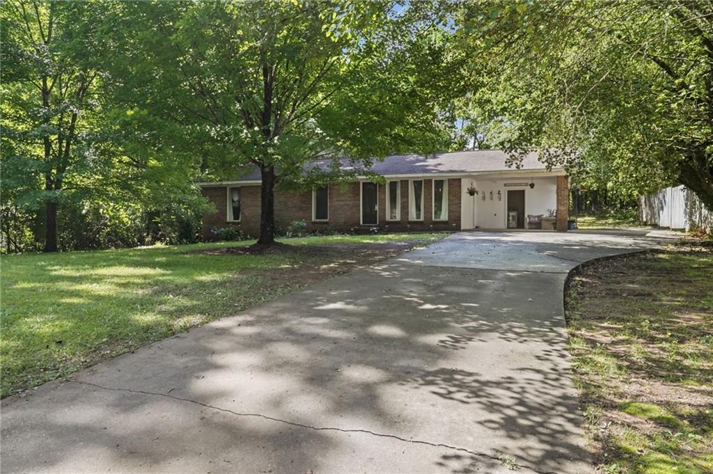200 Ridgewood Drive Cleveland, GA 30528 - Photo 1 of 23