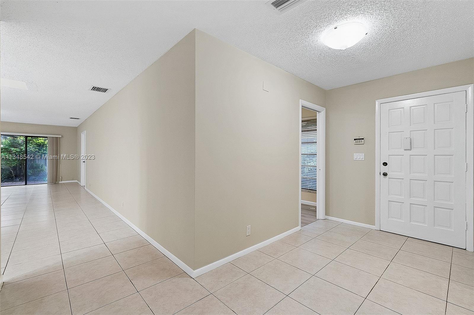 608 St Andrews Road, Unit 46 Hollywood, FL 33021 - Photo 4 of 22