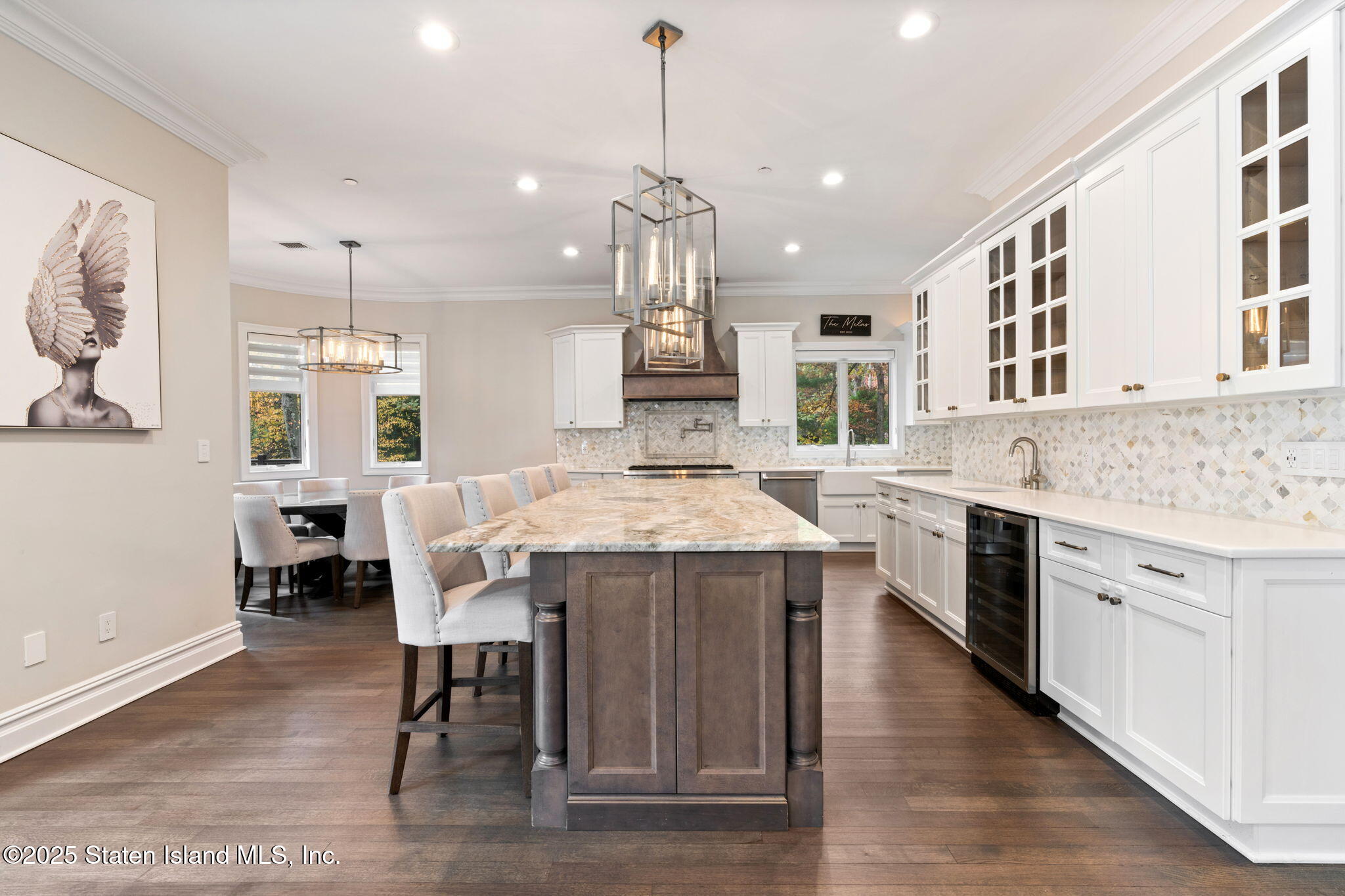312 London Road Staten Island, NY 10306 - Photo 15 of 82 321 London Rd Kitchen Dining Area