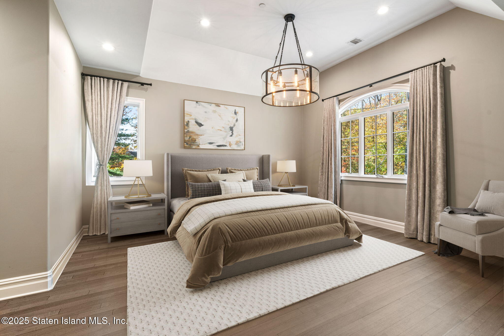 312 London Road Staten Island, NY 10306 - Photo 38 of 82 a bedroom with a bed and a window