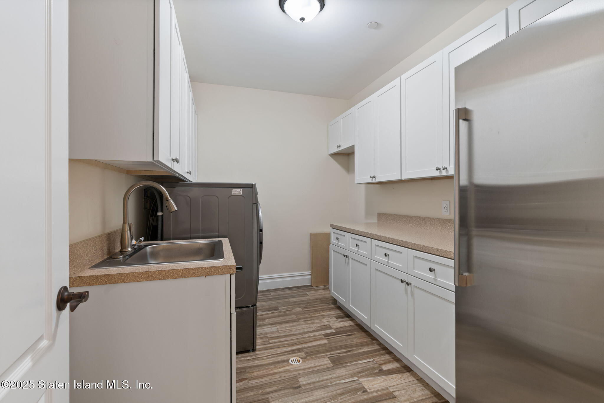 312 London Road Staten Island, NY 10306 - Photo 68 of 82 321 London Rd Kitchen