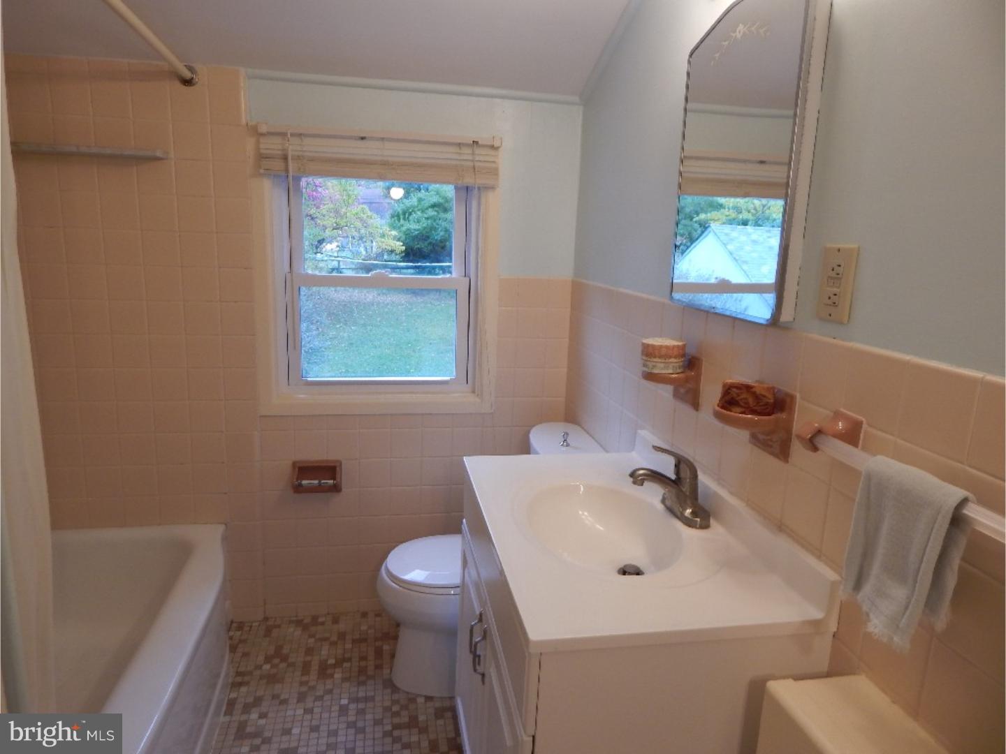 1104 Churchill Road Glenside, PA 19038 - Photo 19 of 25 Gallery Image 19