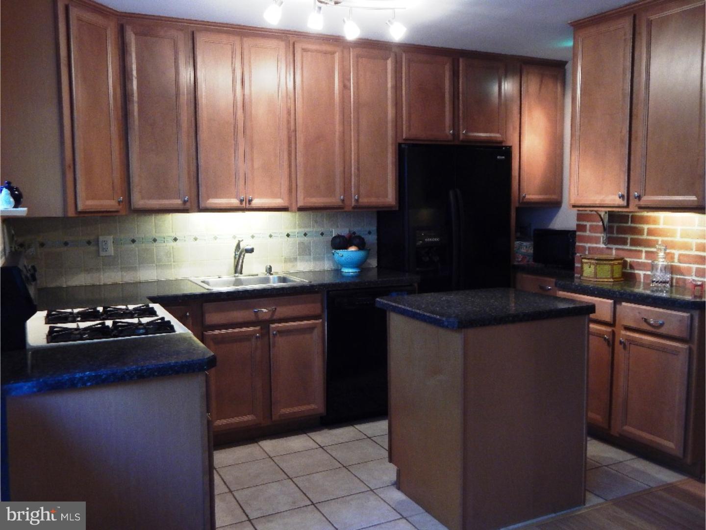 1104 Churchill Road Glenside, PA 19038 - Photo 8 of 25 Gallery Image 8