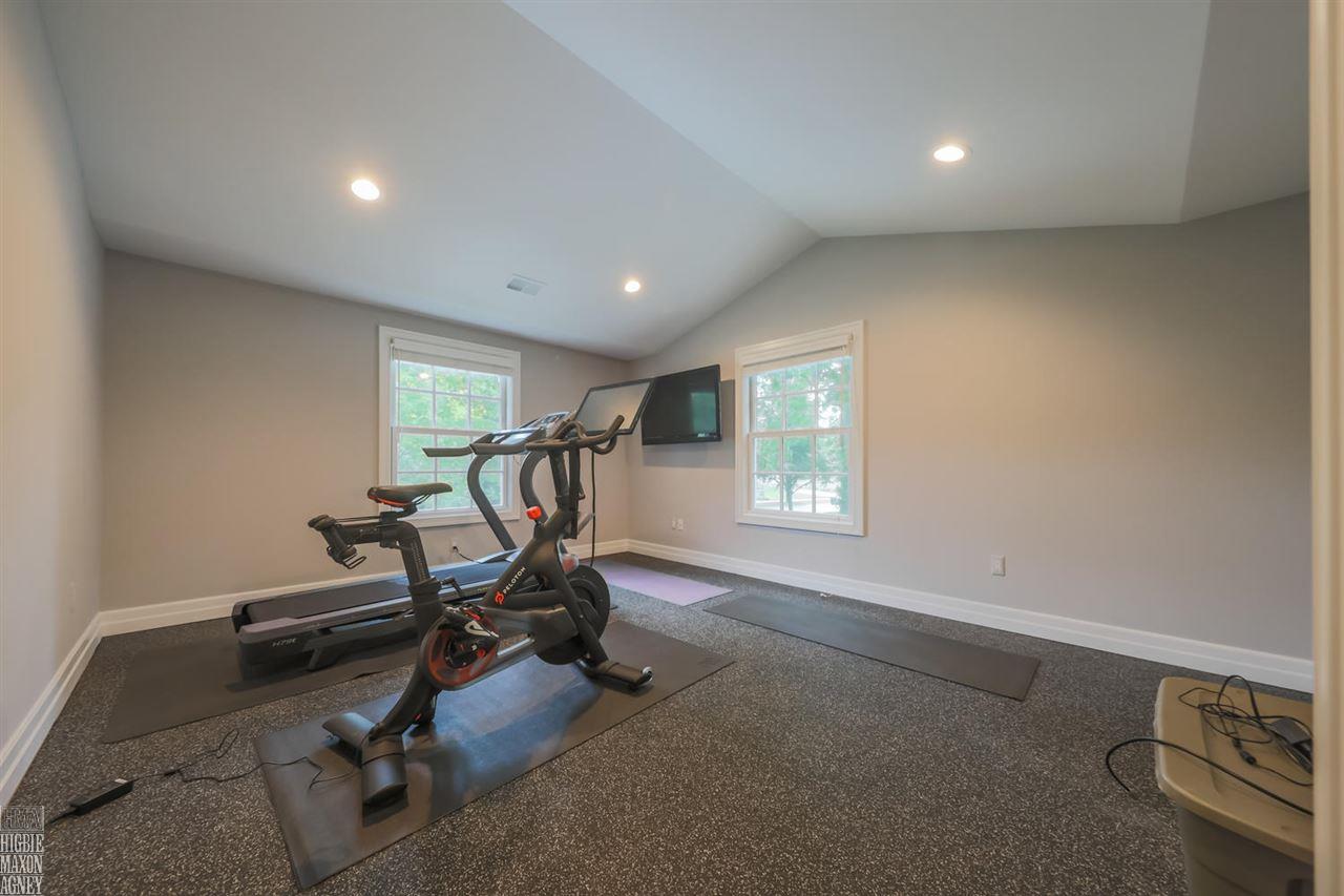 515 Shelden Road Grosse Pointe, MI 48236 - Photo 49 of 71 31386437-48.JPG