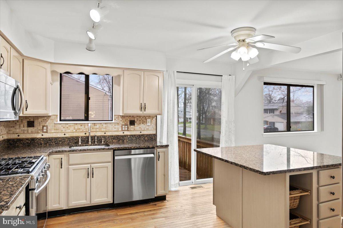 3 Gardner Road Cherry Hill, NJ 08034 - Photo 10 of 36