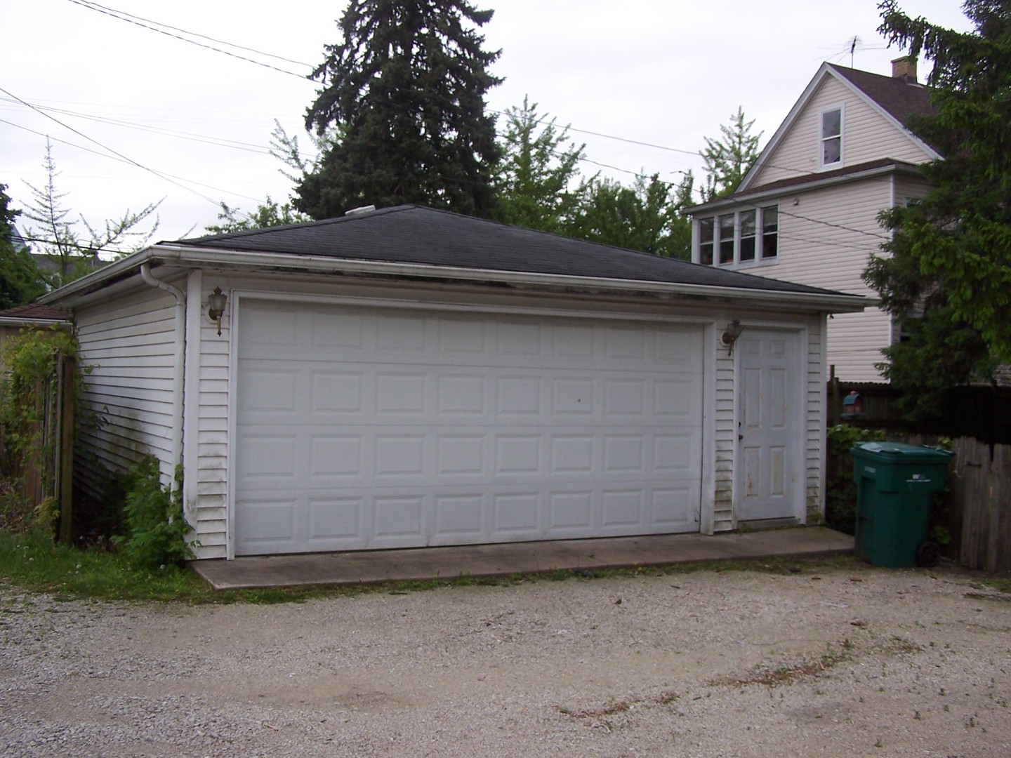 604 Clement Street Joliet, IL 60435 - Photo 17 of 17 a front view of a house