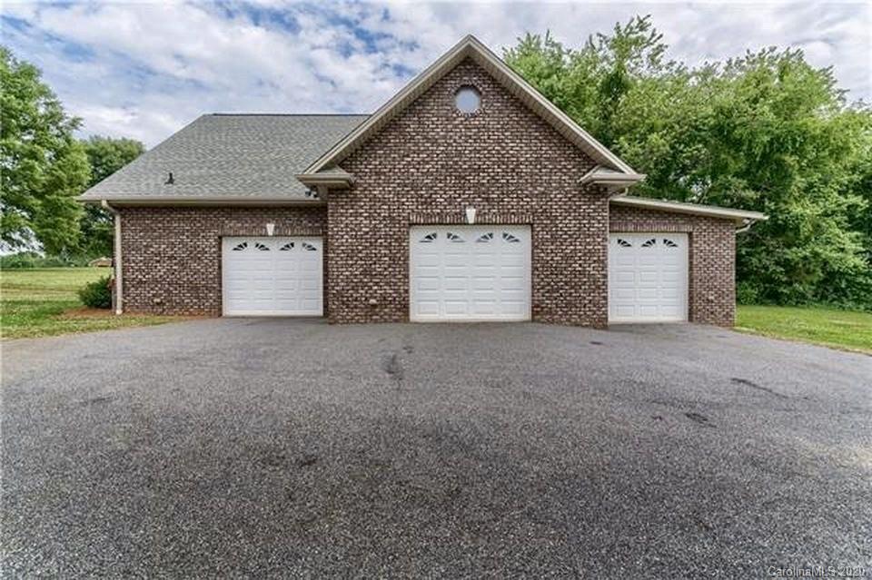 1860 Thomasville Road Conover, NC 28613 - Photo 30 of 41 Gallery Image 30