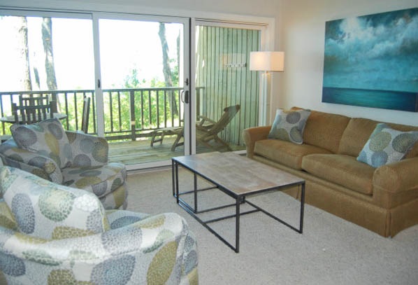 13 Ridge Top Maple City, MI 49664 - Photo 7 of 22 1829863-6.JPG