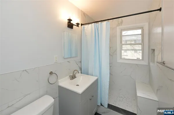 $2,500 | 421 Leonhardt Drive, Unit 2, Saddle Brook, NJ 07663