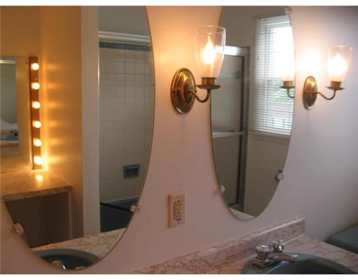 Master Bath/Spa. Main Bath on 2nd Floor