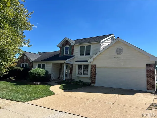 $3,200 | 14872 Grantley Drive, Chesterfield, MO 63017