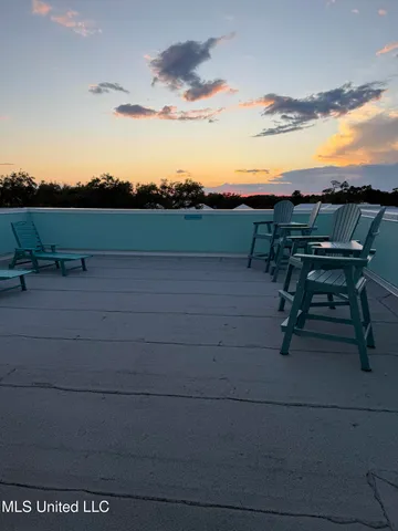 $439,000 | 80 East Beach Boulevard, Unit 7, Gulfport, MS 39507