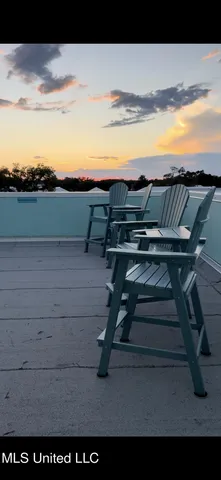 $439,000 | 80 East Beach Boulevard, Unit 7, Gulfport, MS 39507