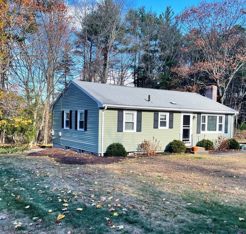 8 Vernon Road Medway, MA 02053 - Photo 3 of 31 Gallery Image 3