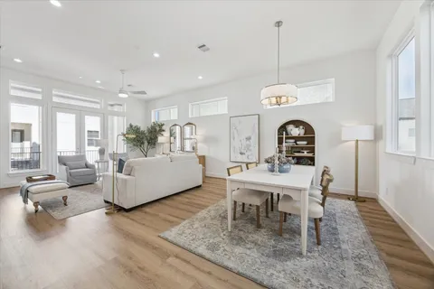 $475,000 | 10923 Brookeshire Chase Lane, Houston, TX 77043