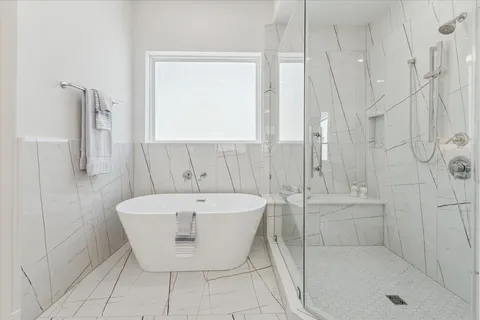 $475,000 | 10923 Brookeshire Chase Lane, Houston, TX 77043