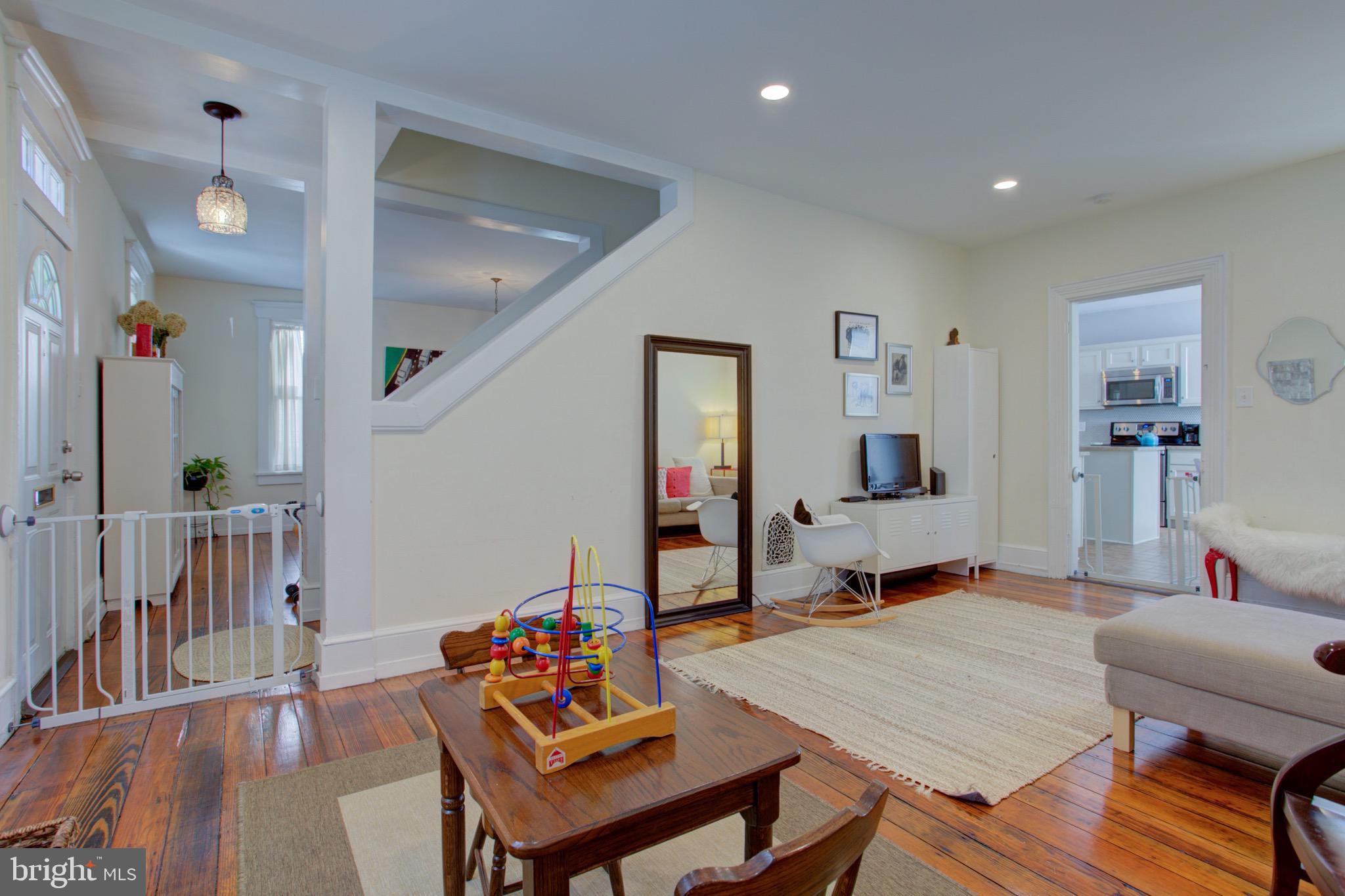 23 West Orange Street Lititz, PA 17543 - Photo 12 of 35