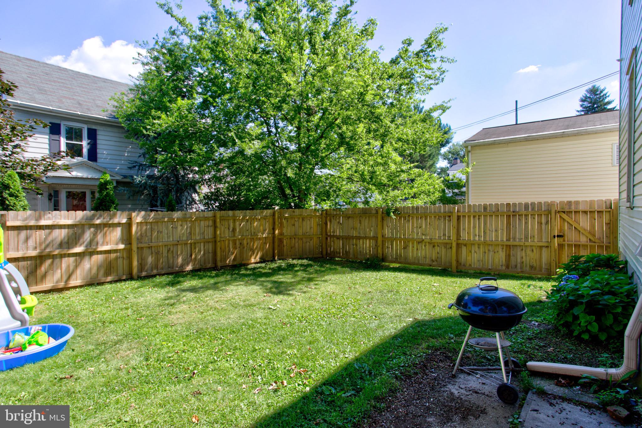 23 West Orange Street Lititz, PA 17543 - Photo 30 of 35