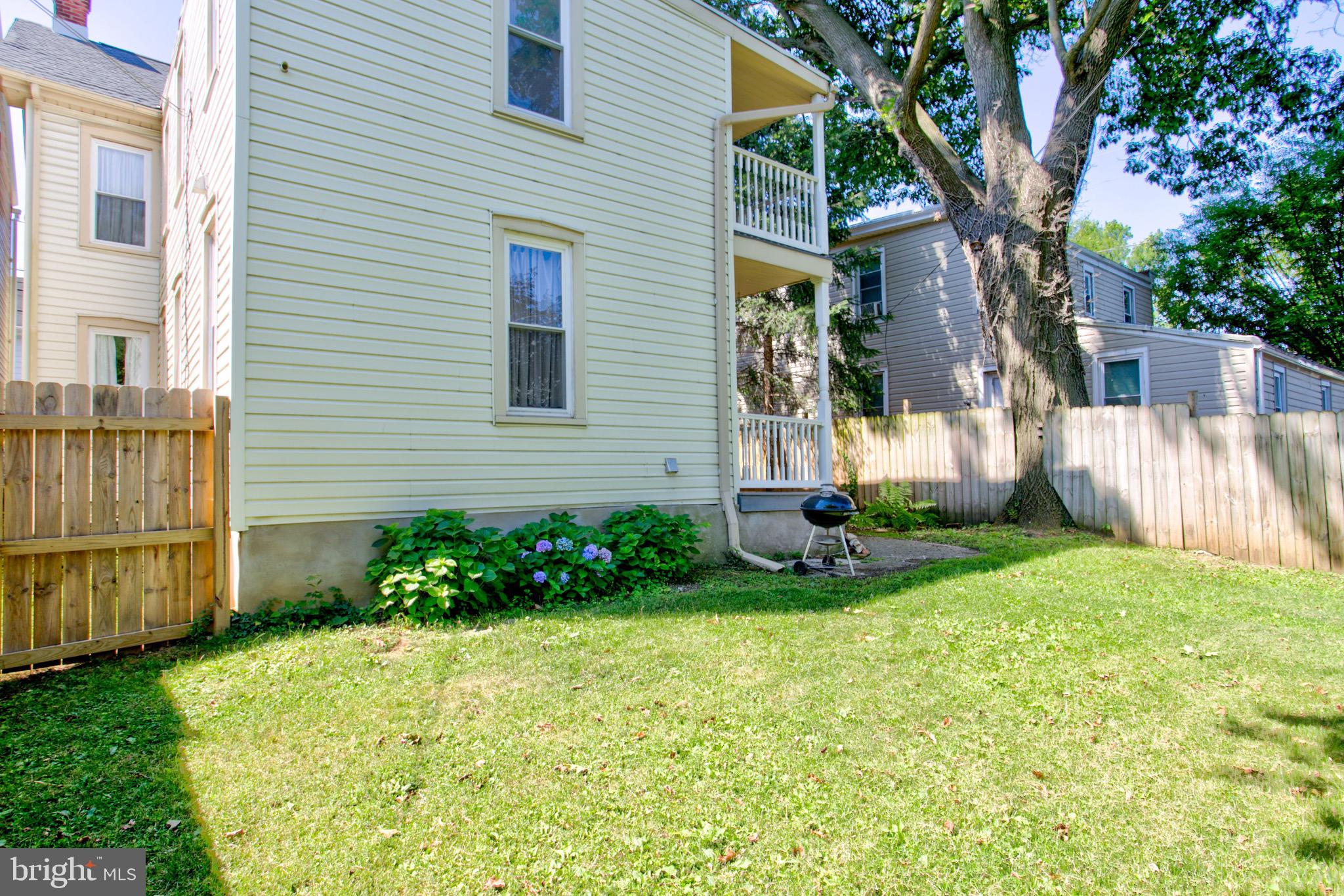 23 West Orange Street Lititz, PA 17543 - Photo 31 of 35