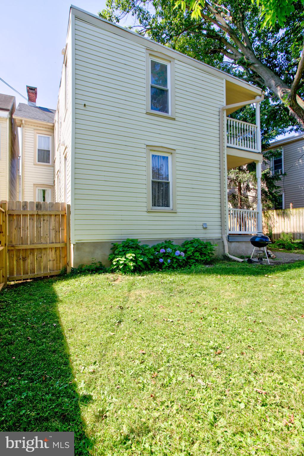 23 West Orange Street Lititz, PA 17543 - Photo 32 of 35