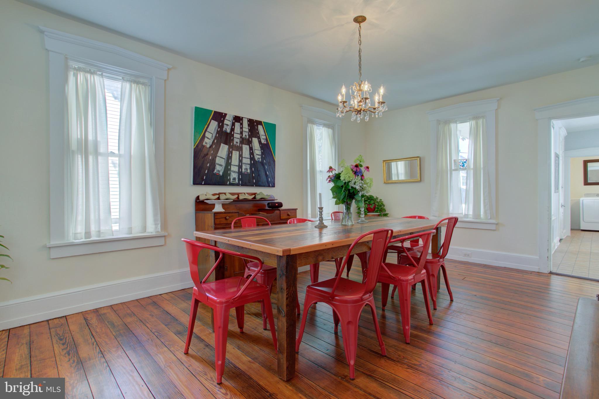 23 West Orange Street Lititz, PA 17543 - Photo 7 of 35