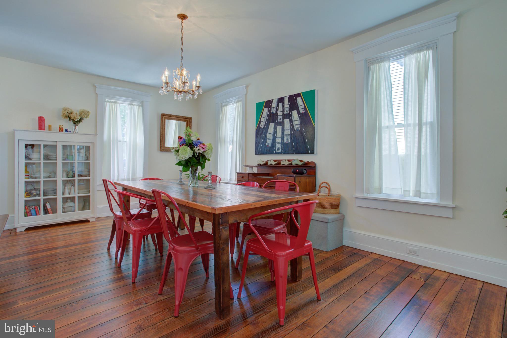 23 West Orange Street Lititz, PA 17543 - Photo 8 of 35