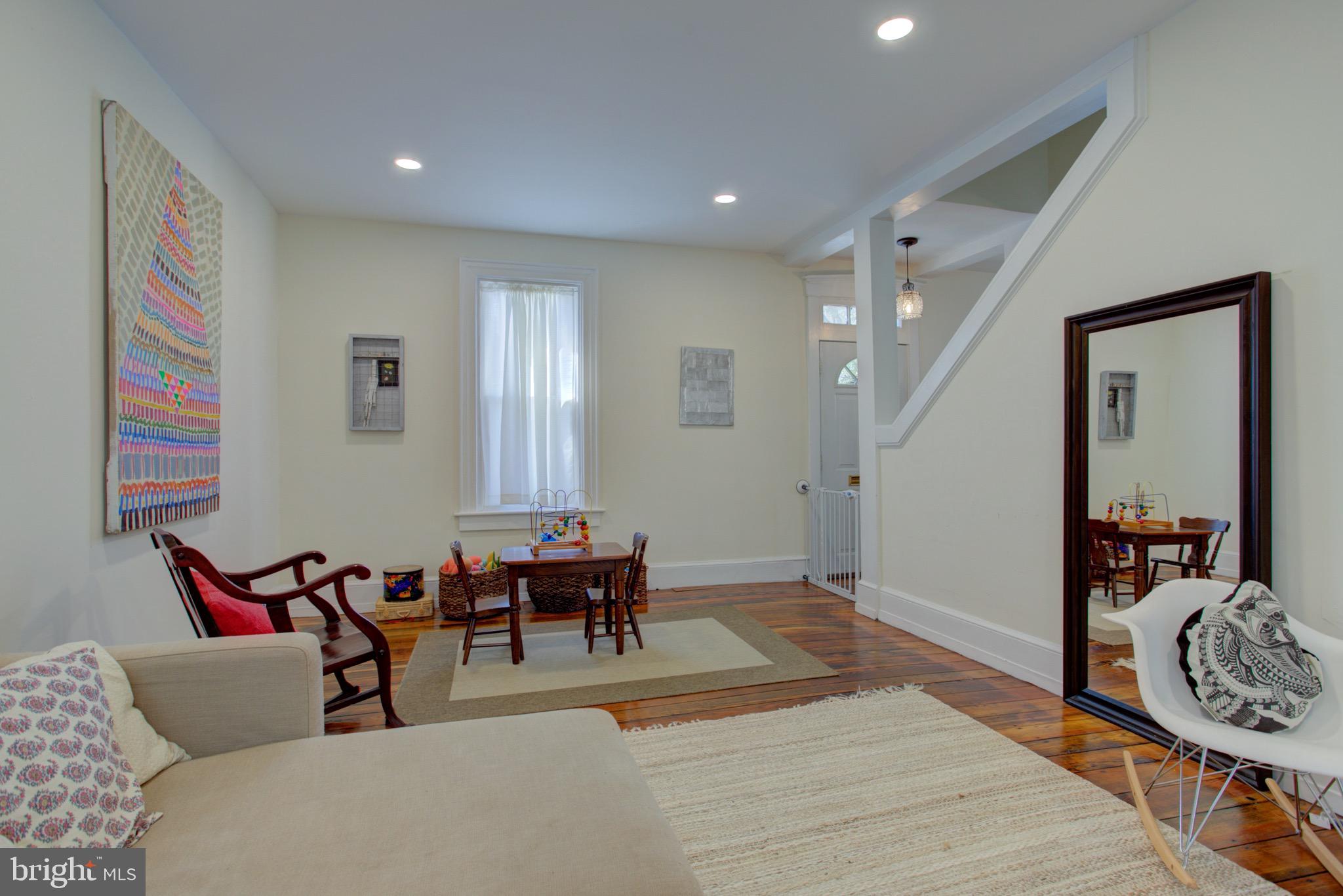 23 West Orange Street Lititz, PA 17543 - Photo 10 of 35