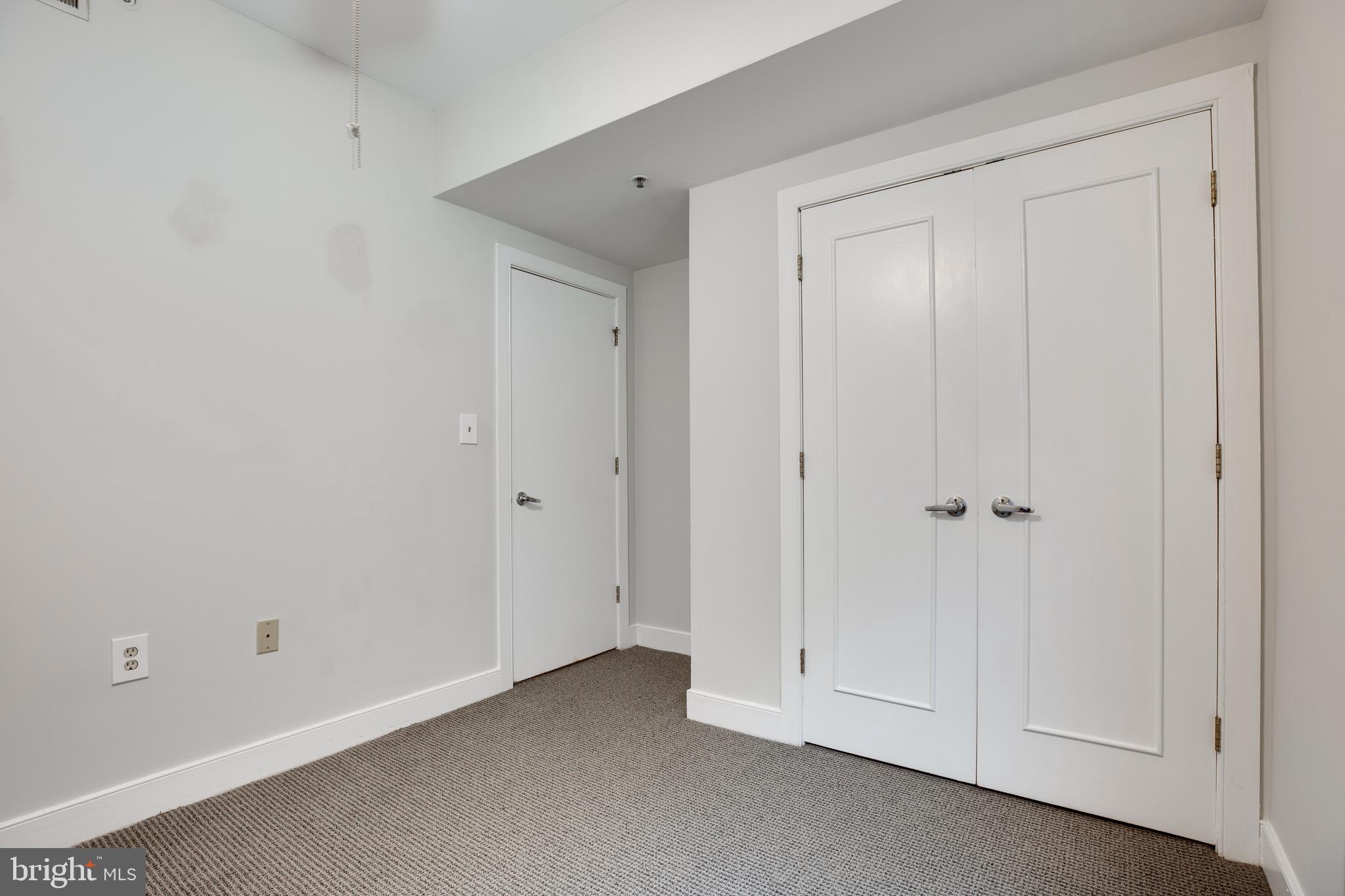 1727 R Street Northwest, Unit 403 Washington, DC 20009 - Photo 22 of 25
