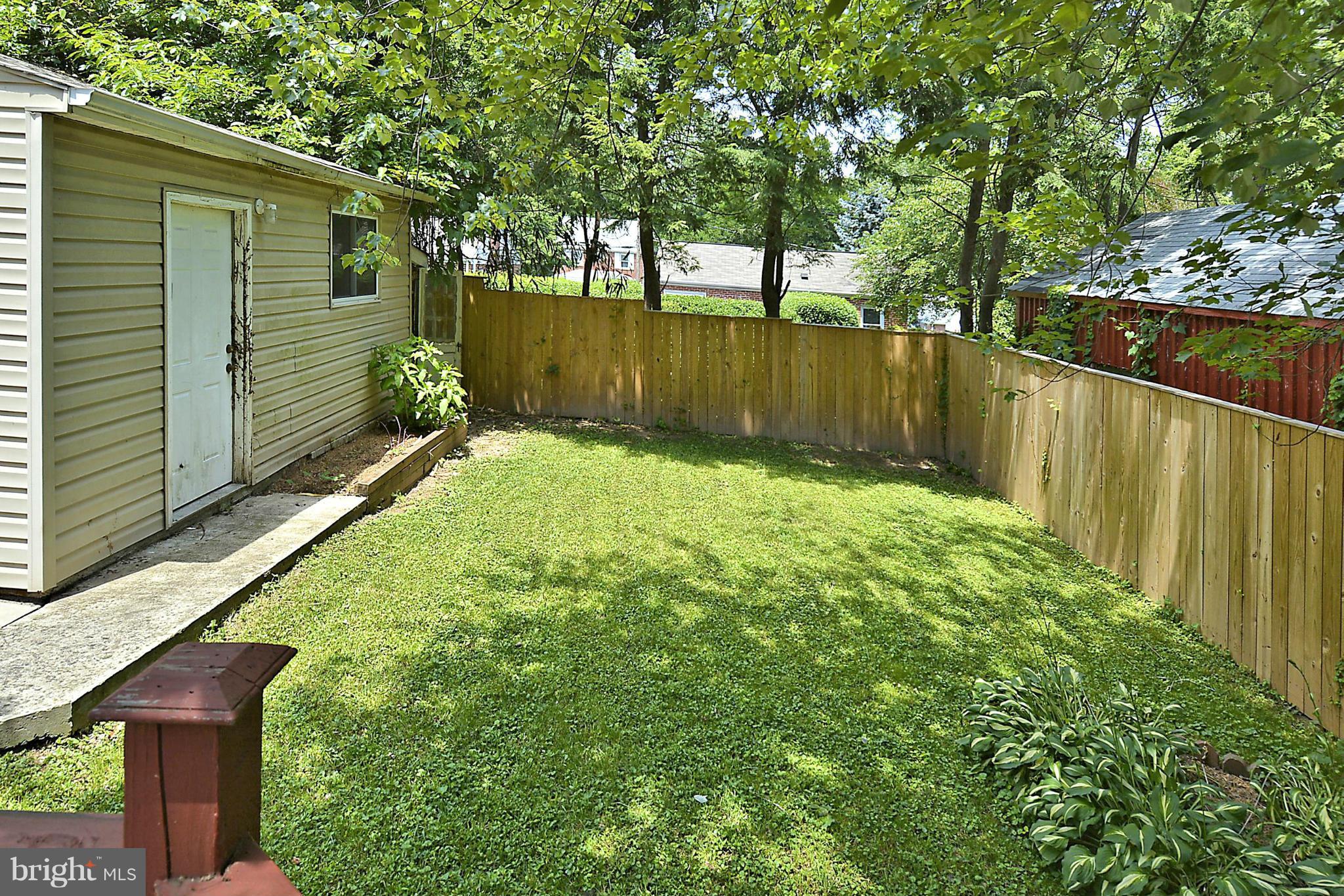 1503 Gleason Street Silver Spring, MD 20902 - Photo 27 of 30 Exterior (Rear)