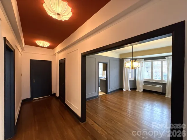 $2,450 | 301 West 10th Street, Unit 106, Charlotte, NC 28202