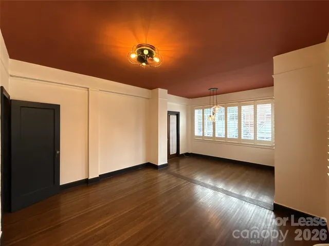 $2,450 | 301 West 10th Street, Unit 106, Charlotte, NC 28202