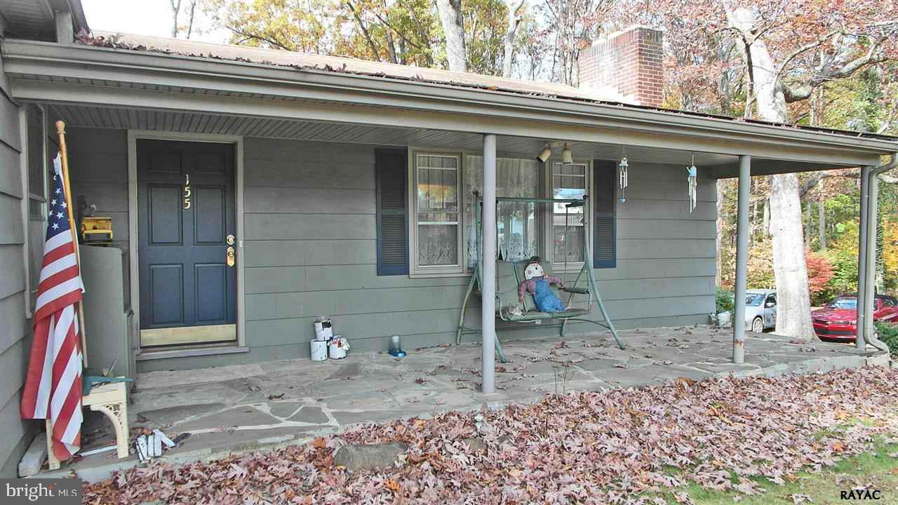 155 Knoxlyn Road Gettysburg, PA 17325 - Photo 2 of 15 Gallery Image 2