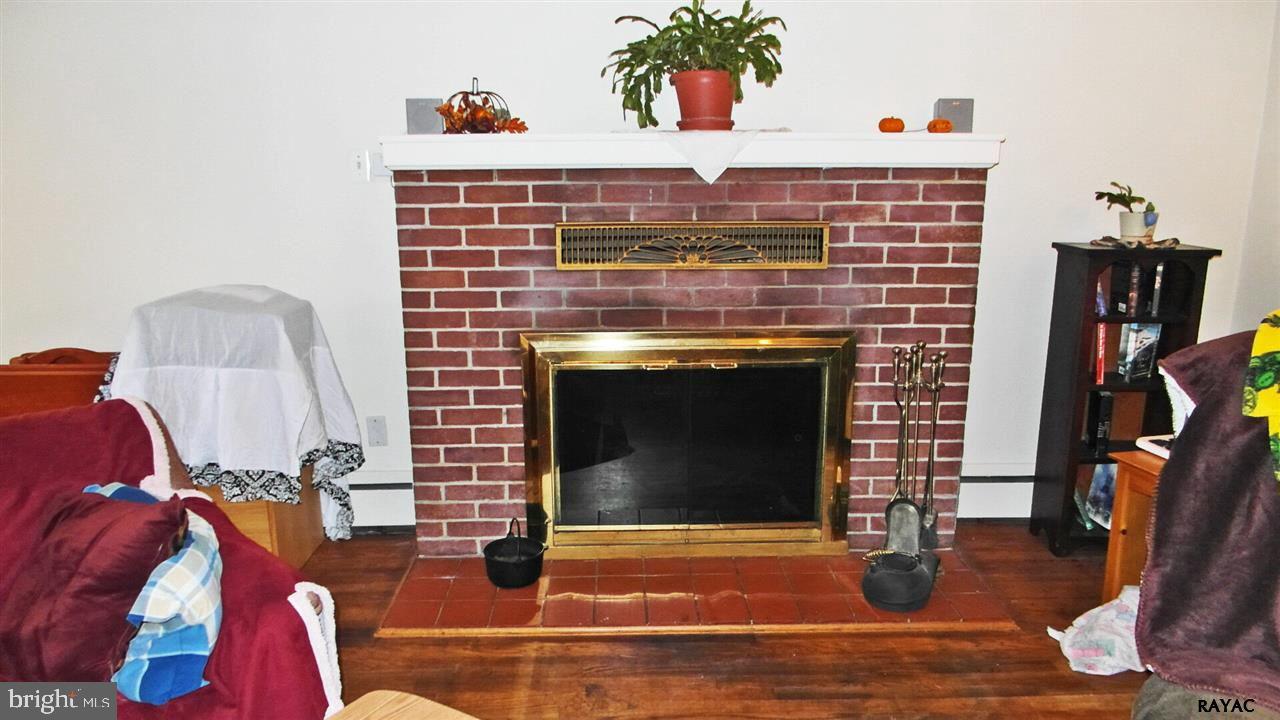 155 Knoxlyn Road Gettysburg, PA 17325 - Photo 12 of 15 Gallery Image 12