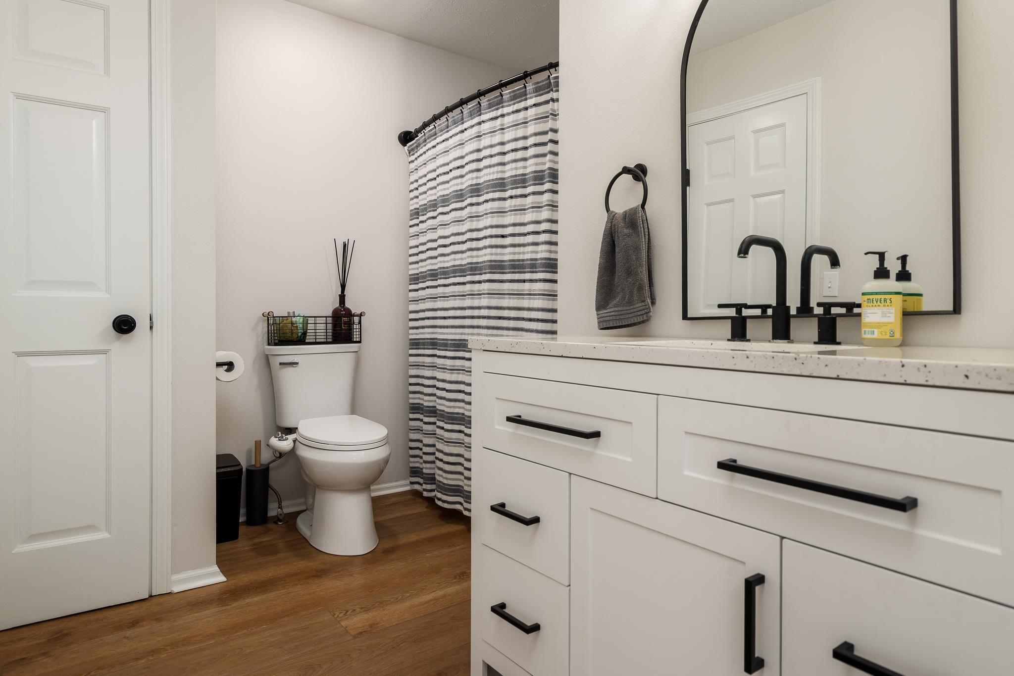 148 Prairie Moon Drive Davis Junction, IL 61020 - Photo 20 of 33 a bathroom with a toilet sink and mirror