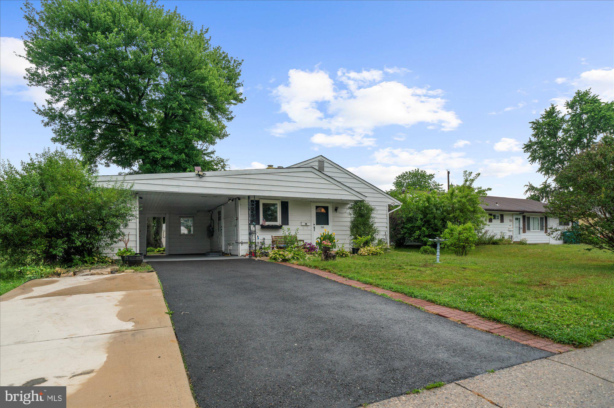 721 Auburn Road Fairless Hills, PA 19030 - Photo 2 of 30 Enlarged driveway