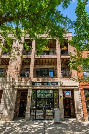 $695,000 | 2136 West Division Street, Unit 4, Chicago, IL 60622