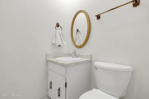 $385,000 | 11804 Ormond Road, Moss Point, MS 39562