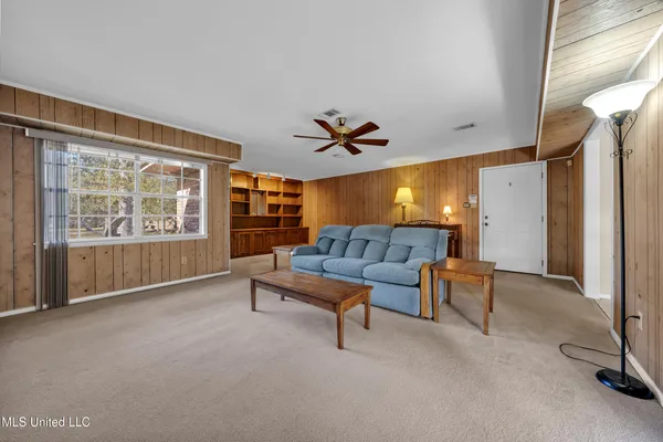 $385,000 | 11804 Ormond Road, Moss Point, MS 39562