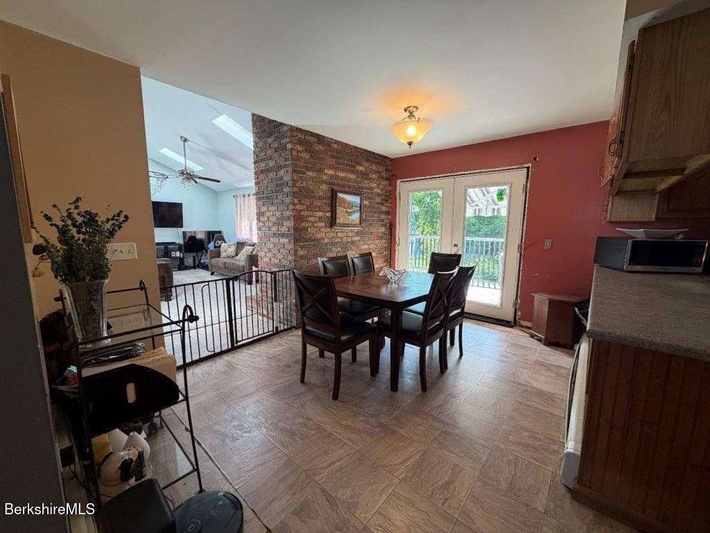 118 Winesap Road Pittsfield, MA 01201 - Photo 10 of 40 20260601_202455495_iOS