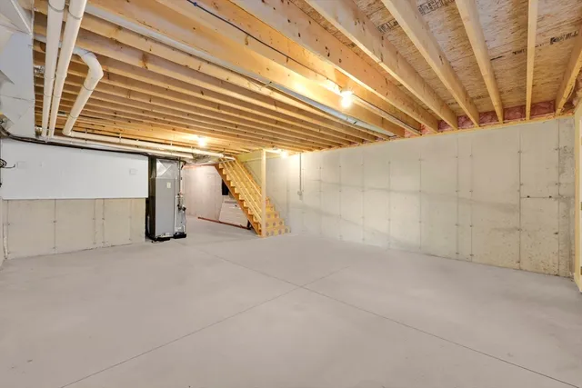 $350,000 | 353 Fuller Street, Unit 8, Ludlow, MA 01056