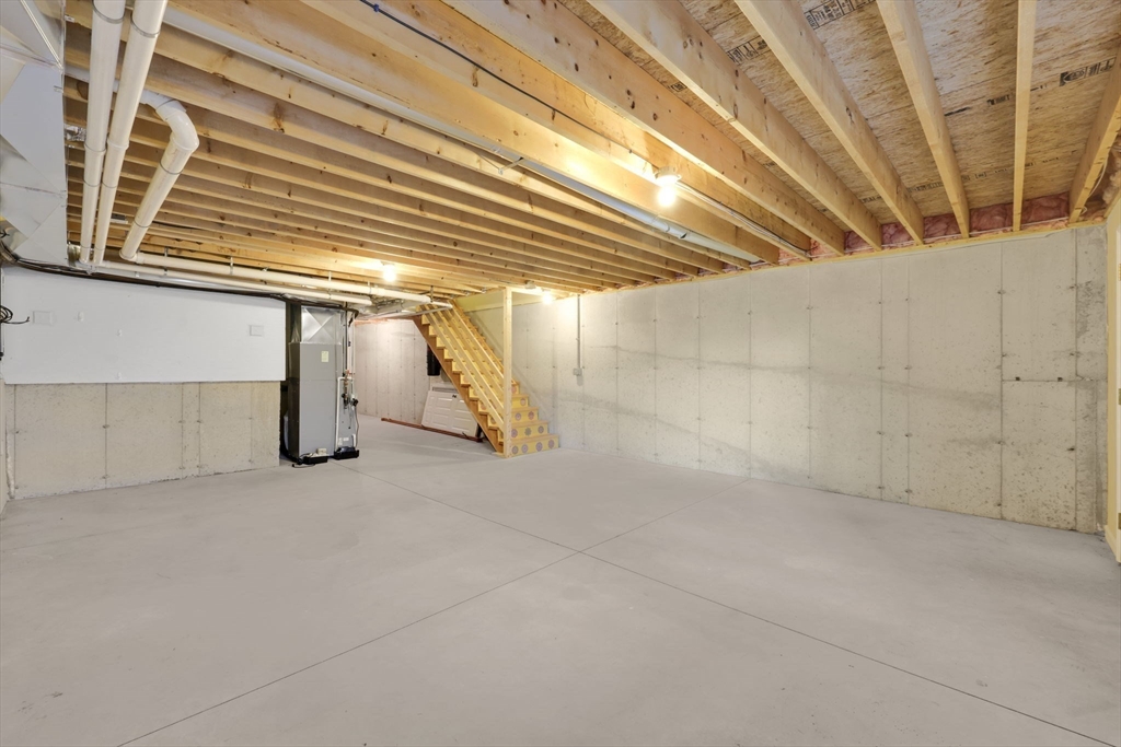 353 Fuller Street, Unit 8 Ludlow, MA 01056 - Photo 28 of 41 a view of small space