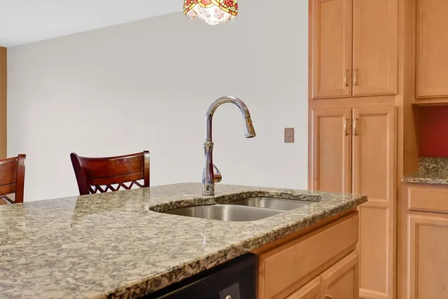 $350,000 | 353 Fuller Street, Unit 8, Ludlow, MA 01056