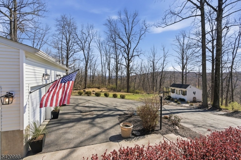 97 Mt Rascal Road Hackettstown, NJ 07840 - Photo 4 of 44