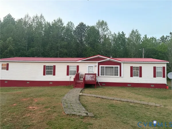 $195,000 | 502 Stumps Dead End, Chase City, VA 23924