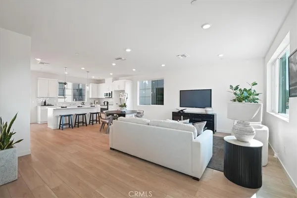$998,000 | 4814 West Beltramo Rnch Road, Moorpark, CA 93021