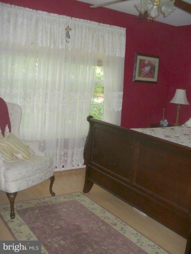 131 Fort Evans Road Southeast, Unit E Leesburg, VA 20175 - Photo 2 of 23 Large Picture Window